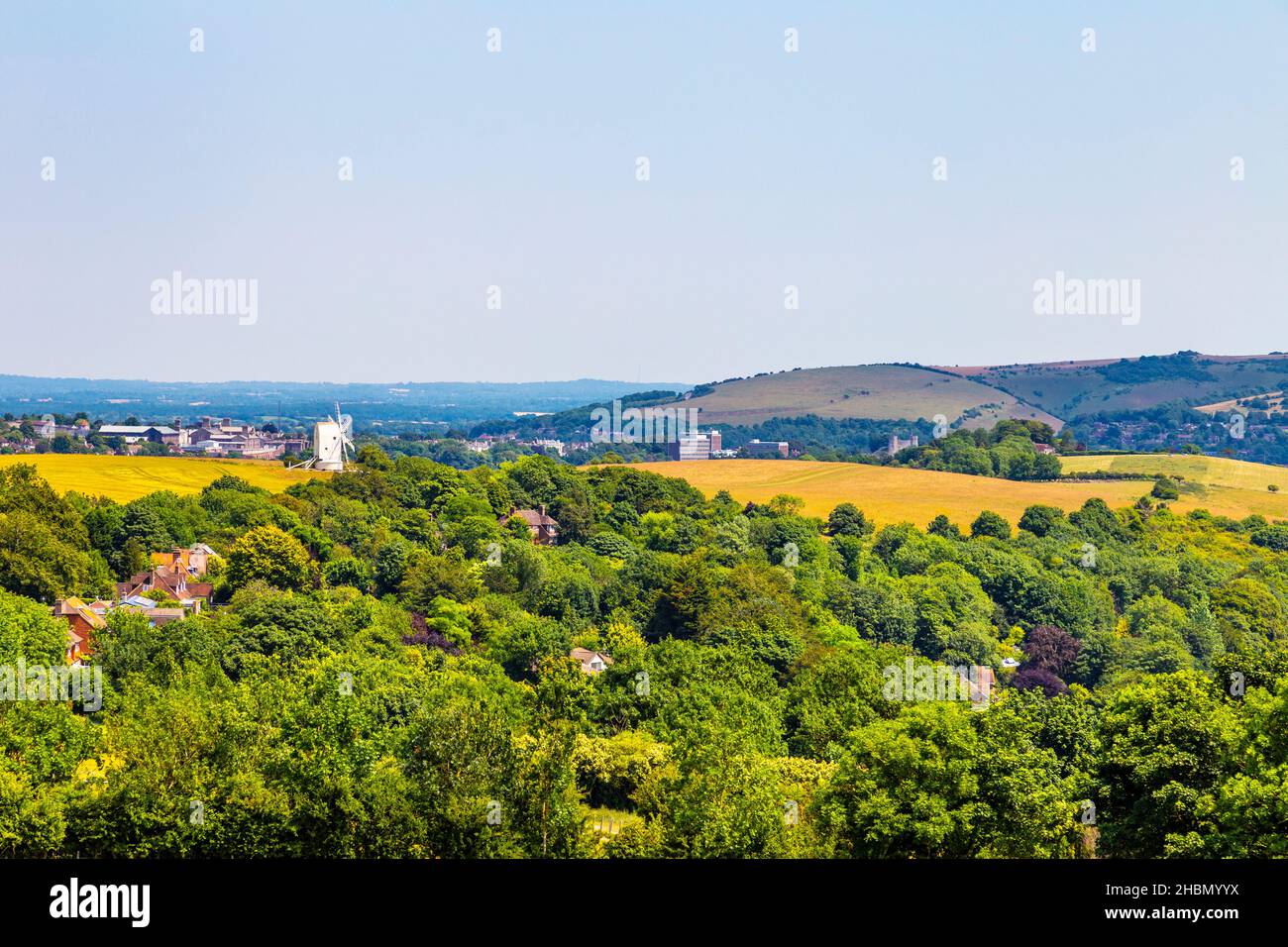 Paysage de campagne anglaise et moulin à vent Ashcombe à Kingston près de Lewes, South Downs National Park, Angleterre, Royaume-Uni Banque D'Images