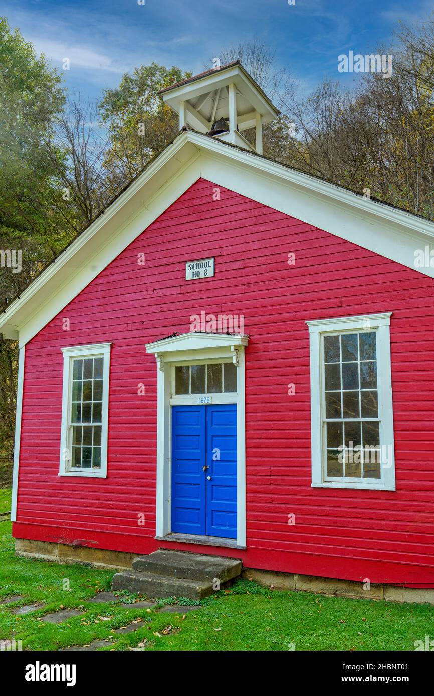 L'avant de l'école en bois de 19th siècle d'une pièce à Frederickstown, Ohio. Banque D'Images