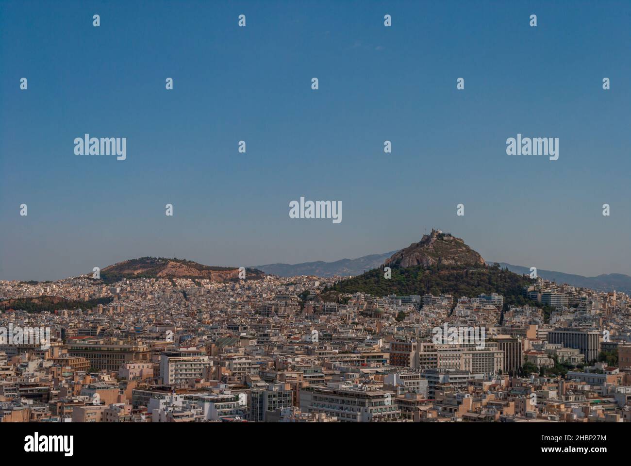 Panorama de la ville d'Athènes, du mont Lycabette et du Turkovunya Banque D'Images