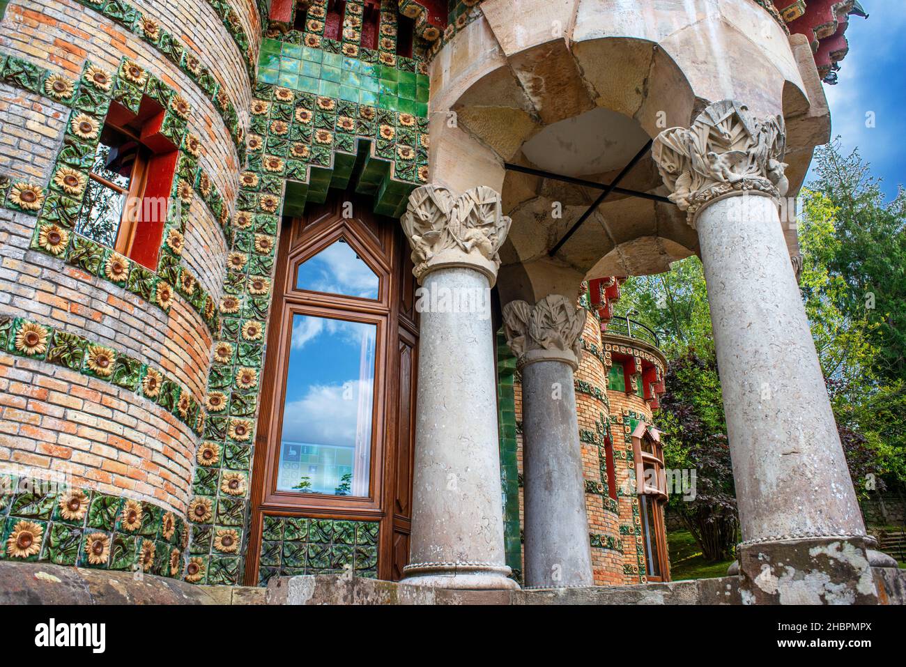 Attraction touristique El Capricho de Gaudi le Caprice Villa Quijano 1885, par l'architecte Antonio Gaudi à Comillas en Cantabrie, dans le nord de l'Espagne Banque D'Images