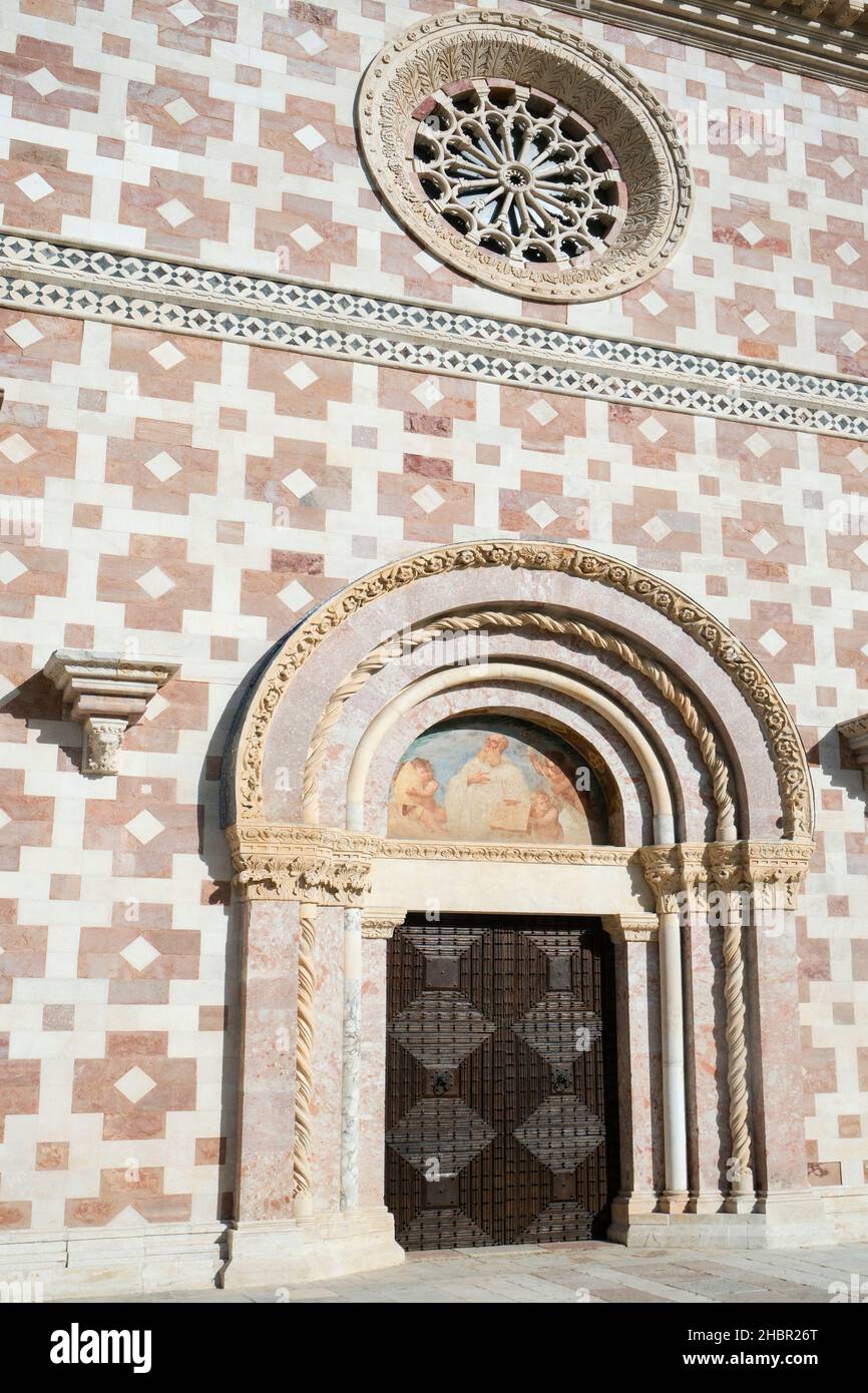 Basilique de Collemaggio, Portale, l'Aquila, Abruzzes, Italie,Europe Banque D'Images
