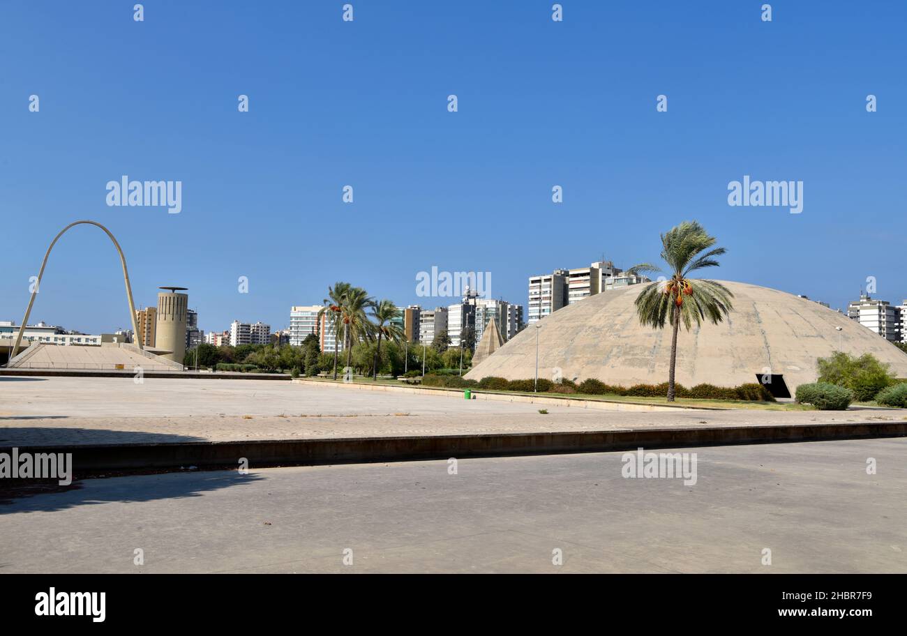 Partie de la foire internationale Rachid Karami par le regretté architecte brésilien Oscar Niemeyer (1907-2012), Tripoli (Trablous), au nord du Liban. Banque D'Images