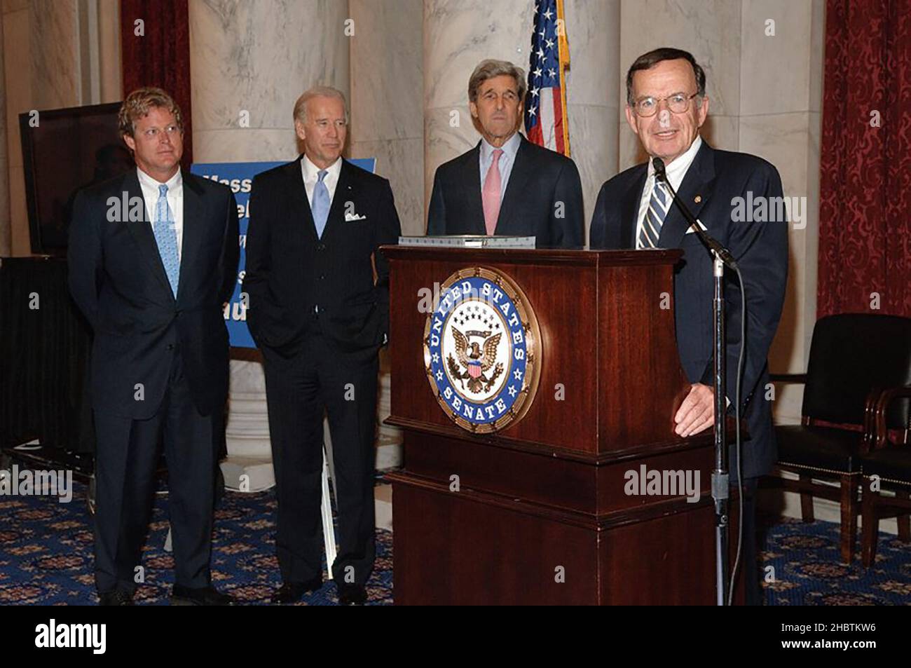 Paul Kirk, Joe Biden et John Kerry ca.2010 Banque D'Images