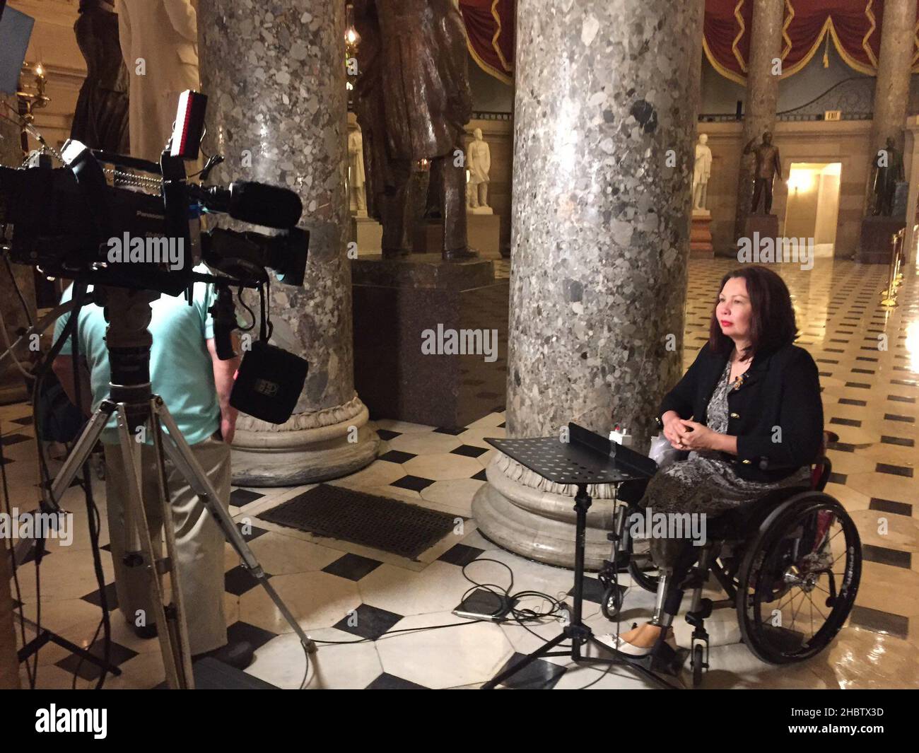 Le sénateur Tammy Duckworth se fait l'avion avec Chris Hayes sur MSNBC. CA.22 juin 2016 Banque D'Images