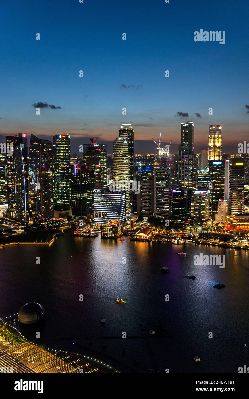 Financial District skyline at sunset, Singapour Banque D'Images