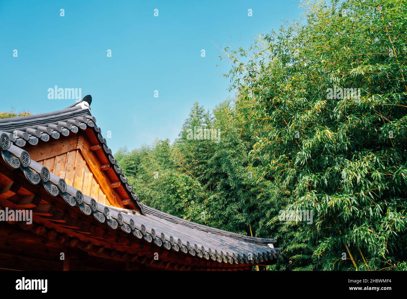 Maison traditionnelle coréenne et forêt de bambous à Juknokwon à Damyang, en Corée Banque D'Images