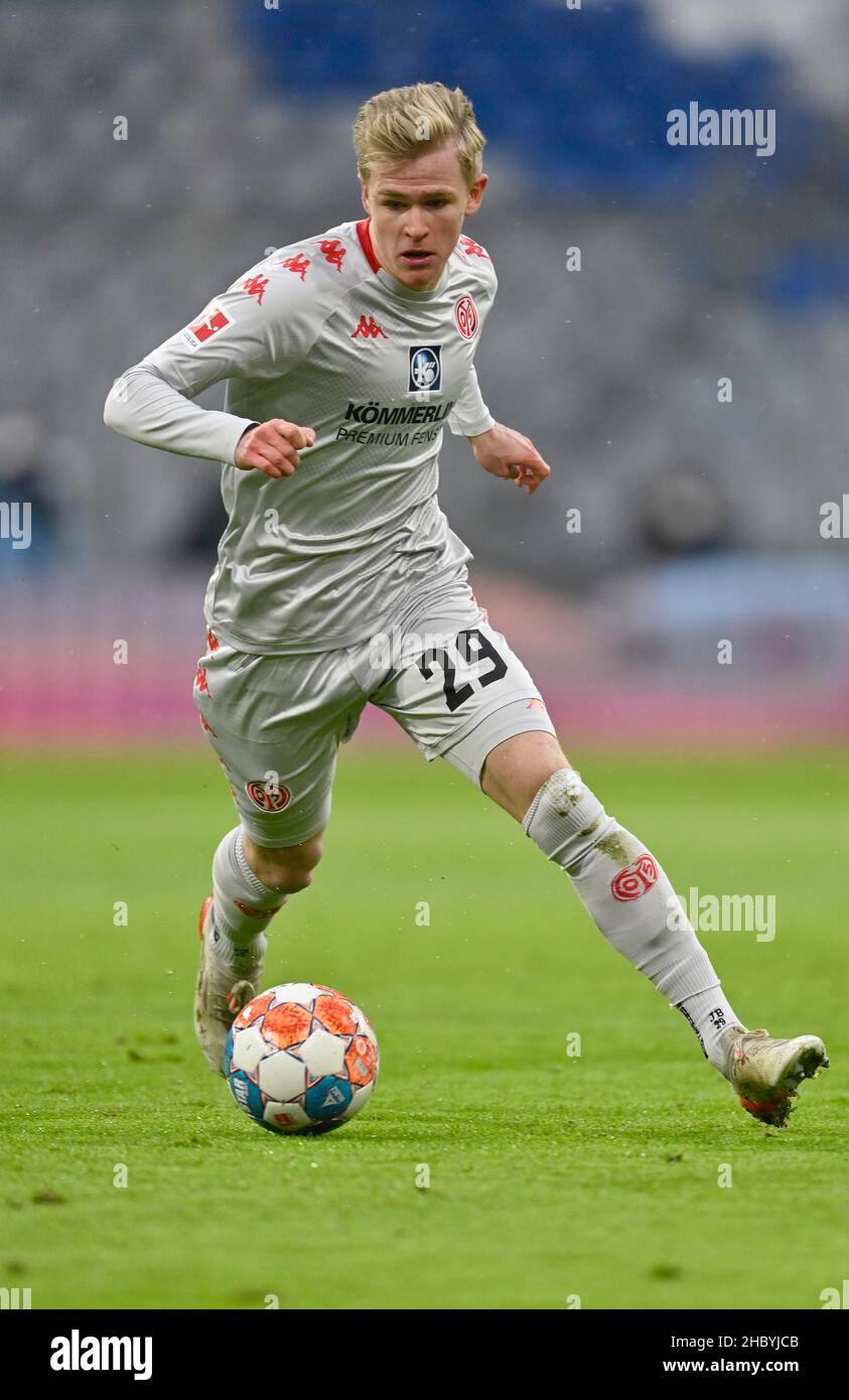 Jonathan Burkhardt 1.FSV Mainz 05 (#29) sur le football, Allianz Arena, Munich, Bavière, Allemagne Banque D'Images