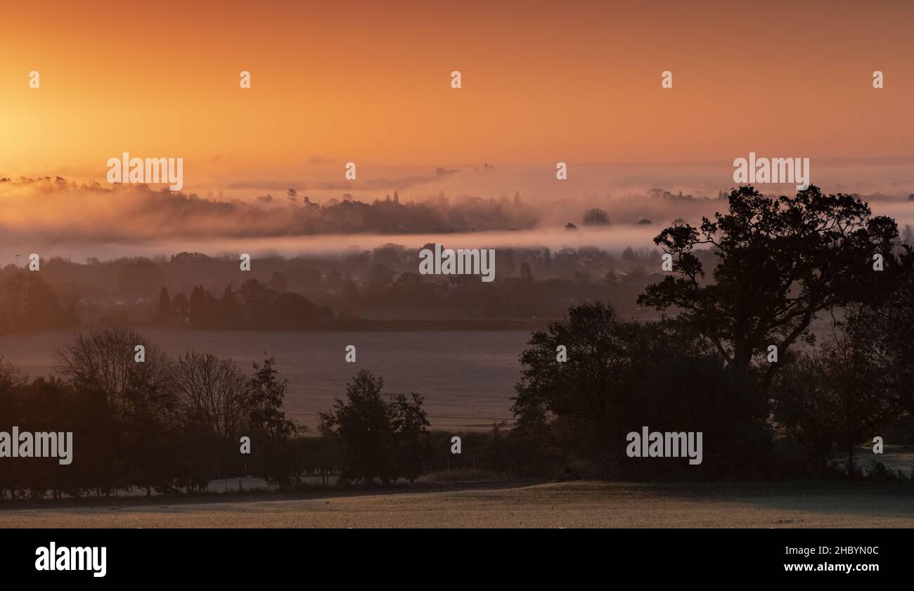 Misty Sunrise Royaume-Uni Banque D'Images