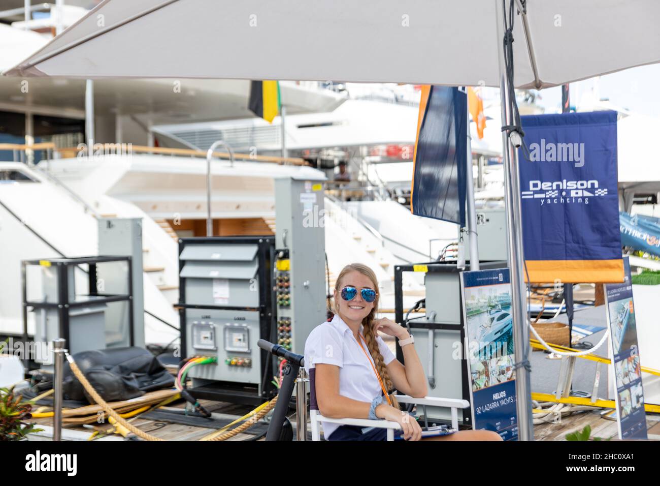 Salon nautique international 62nd de fort Lauderdale.Petits bateaux à pont, Cabin Boats de Cuddy, Pontoon Boats, Surf Boat, Jet Boats,Bateaux de pêche à l'alun. Banque D'Images