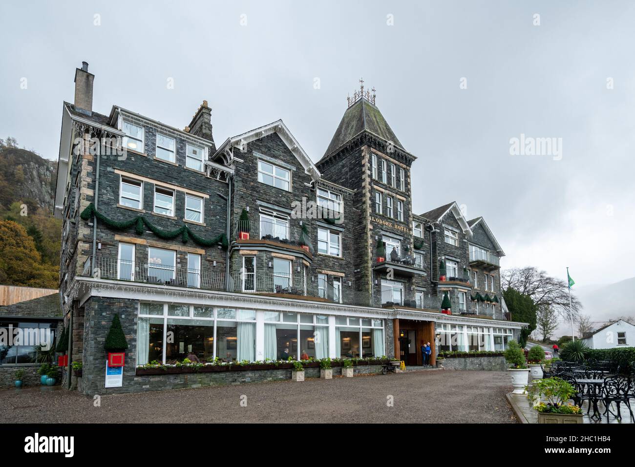 Lodore Falls Hotel and Spa, hébergement de luxe avec vue sur Derwentwater dans le parc national de Lake District, Cumbria, Angleterre, Royaume-Uni Banque D'Images