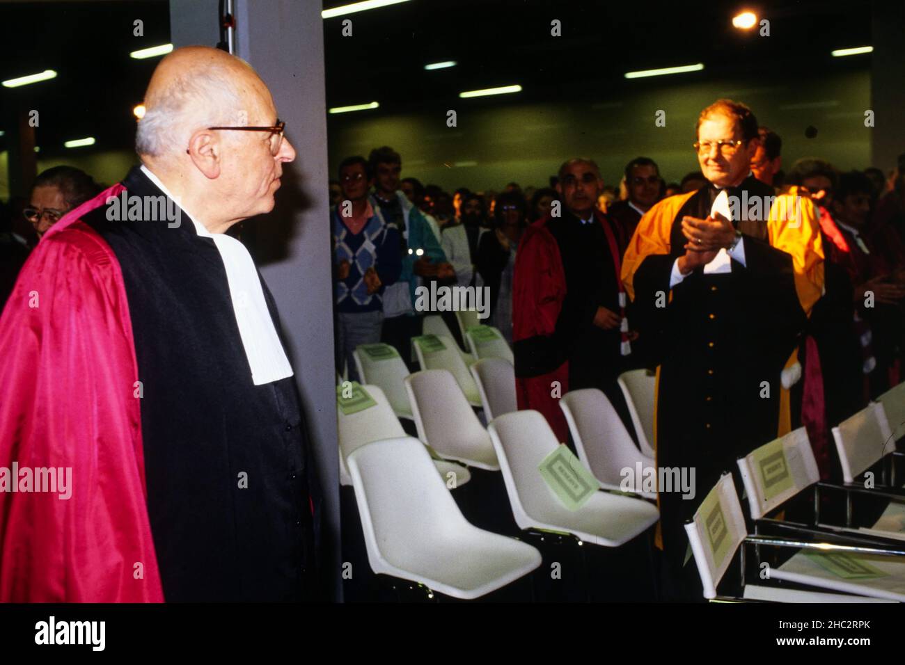 Archives 80ies: Le dissident russe Andrei Sakharov est nommé professeur honoraire à l'Université de Lyon, France Banque D'Images