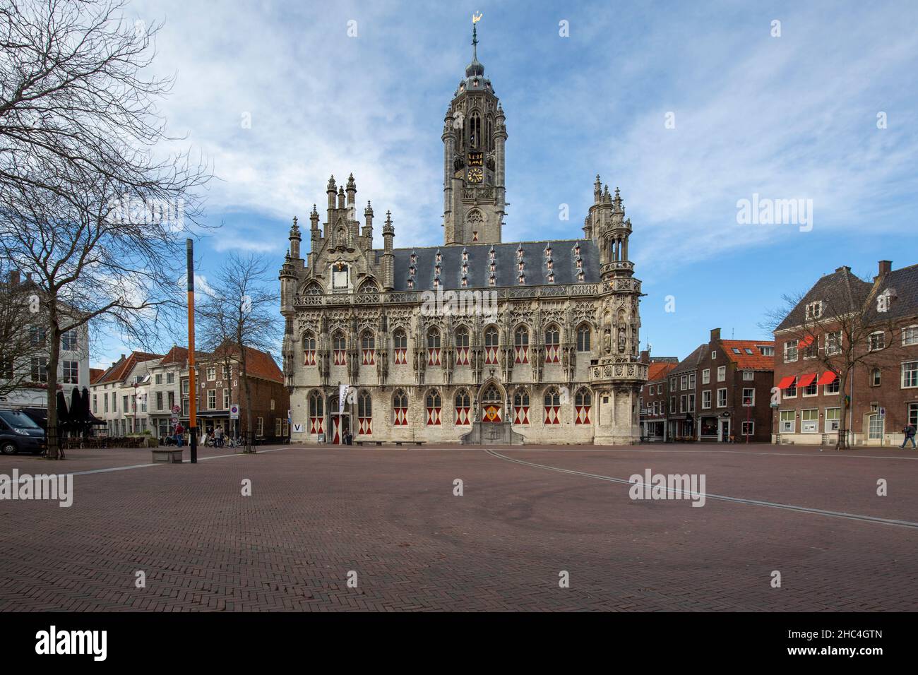 Middleburg - vue sur Townhall, est situé sur le marché de Middelburg et considéré comme l'un des plus beaux bâtiments gothiques des pays-Bas, Zeeland, N Banque D'Images