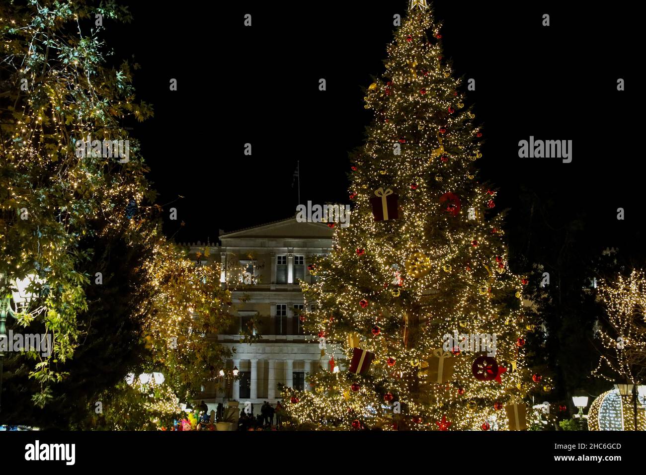 Athènes, Grèce.24th décembre 2021.Athènes, Grèce.24 décembre 2021.Arbres et décorations de Noël