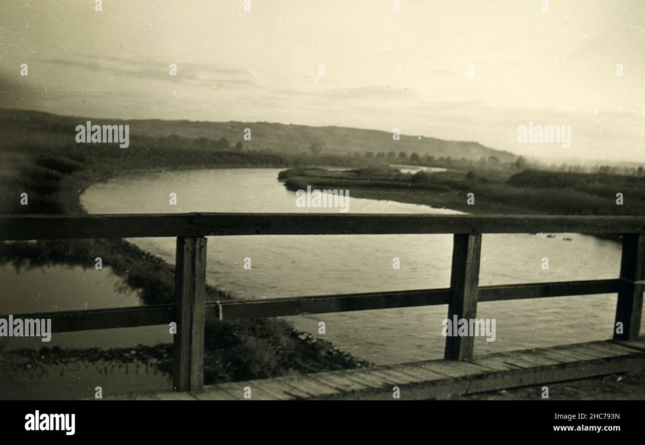 Deuxième Guerre mondiale WW2 des soldats allemands envahissent la Pologne - Weichsel, Pologne 09/22/1939 - pont construit par un soldat allemand sur la Vistule Banque D'Images