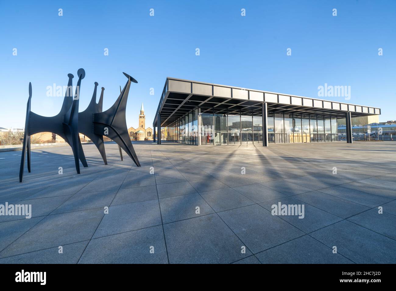 Museum Neue Nationalgalerie Berlin, modernisme de l'acier et du verre par Mies van der Rohe, Kulturforum, Berlin, Allemagne Banque D'Images