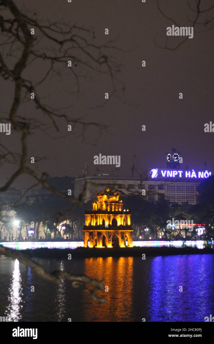 Lac Hoan Kiem, Hanoi Banque D'Images