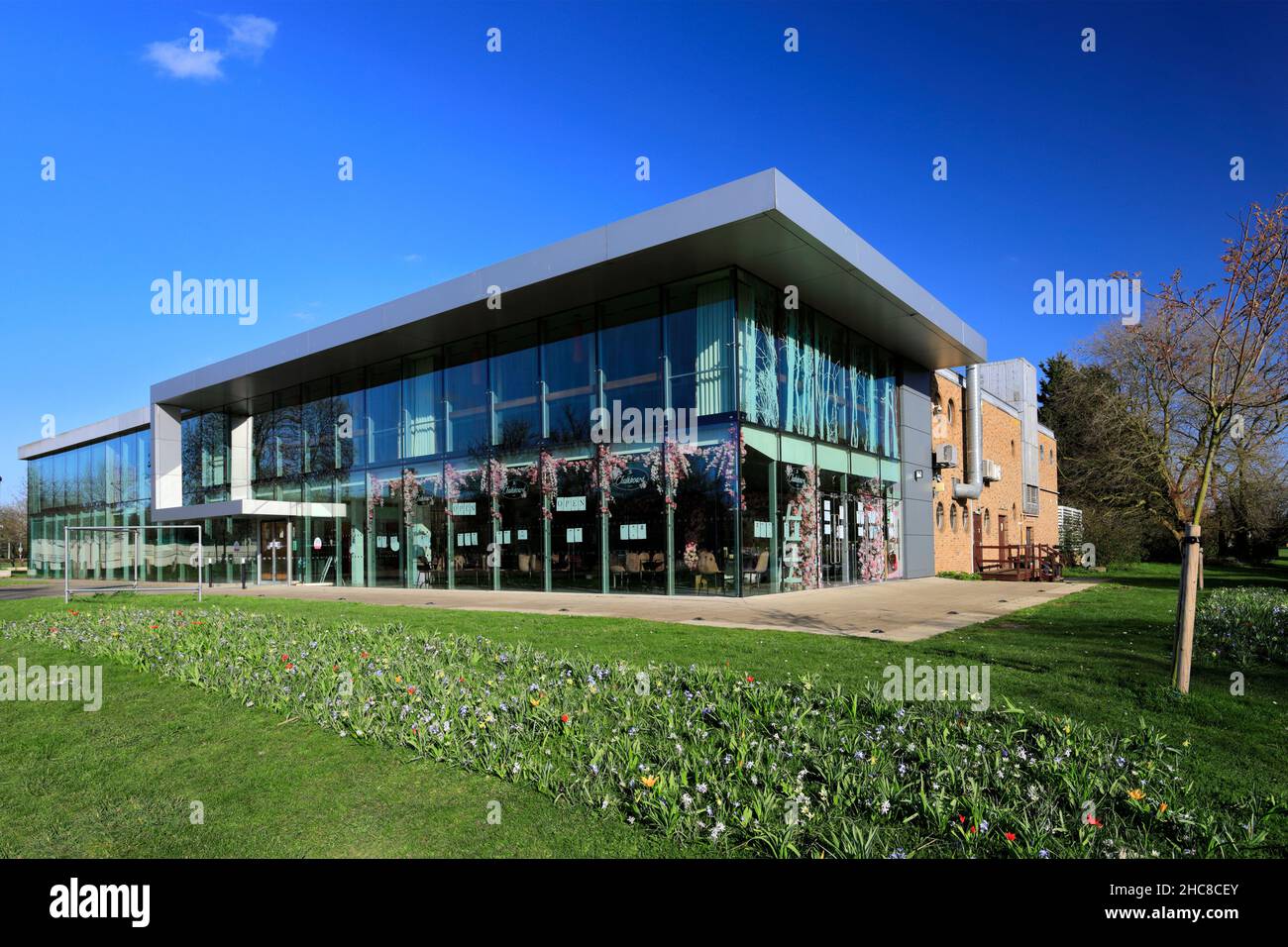 The Key Theatre, Peterborough Embankment, Peterborough City, Cambridgeshire, Angleterre,ROYAUME-UNI Banque D'Images