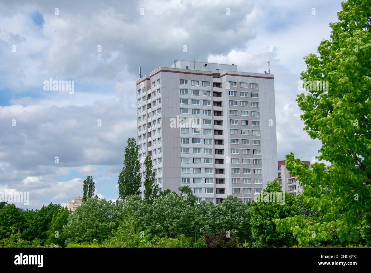 Paysage de l'immeuble d'appartements de l'est de Plattenbau Garten der Welt Marzahn Berlin Banque D'Images