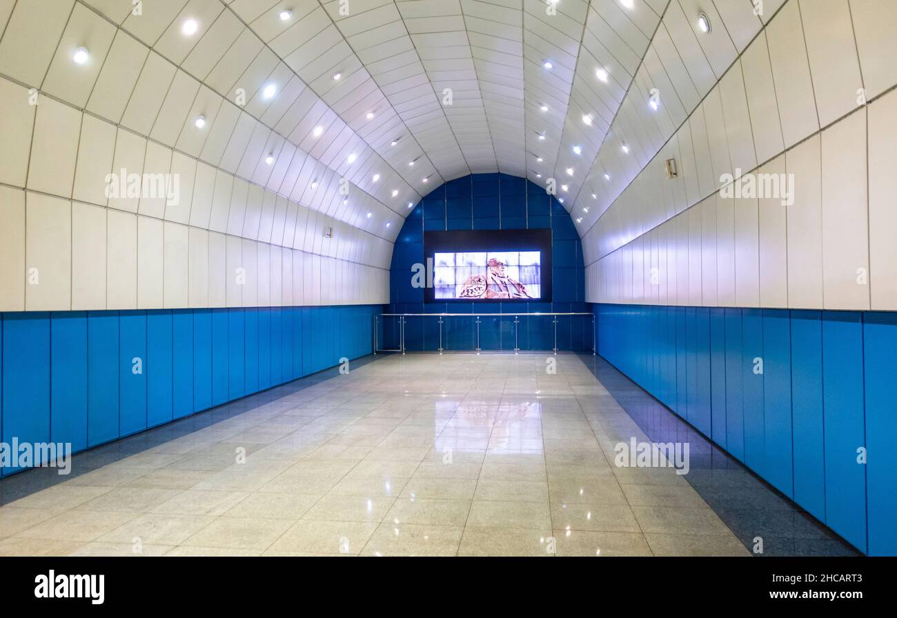 Intérieur de la station de métro Baykonur à Almaty, Kazakhstan, Central, Asie Banque D'Images