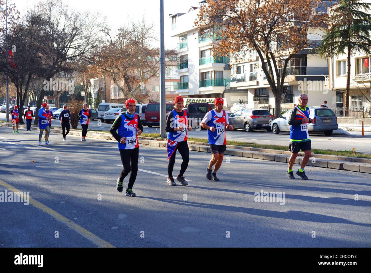 Ankara, Turquie.27th décembre 2021.« Ataturk Kosusu° course pour honorer l'arrivée d'Ataturk à Ankara, organisée par des citoyens bénévoles Banque D'Images