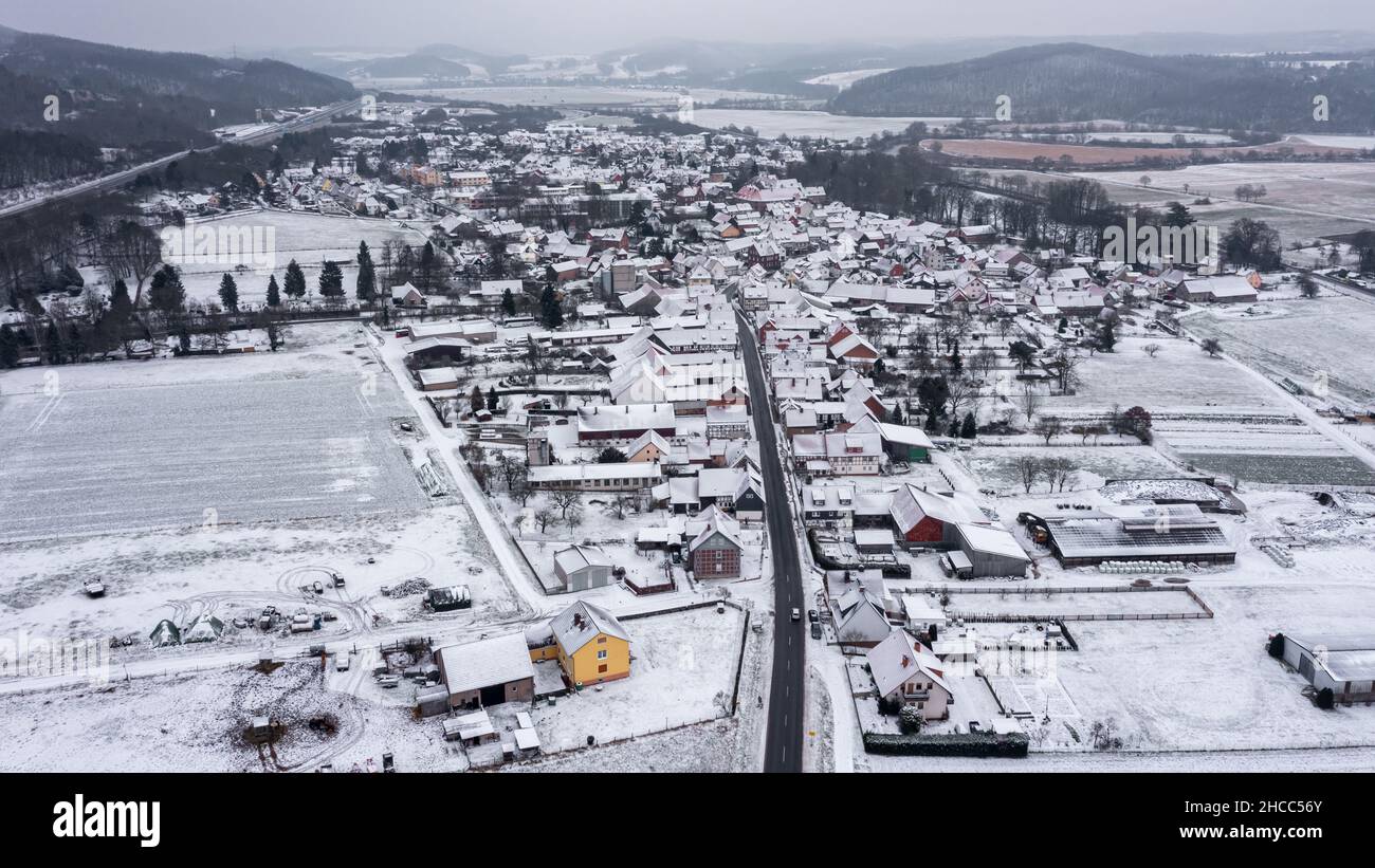 Le village de Herleshausen en hiver Banque D'Images