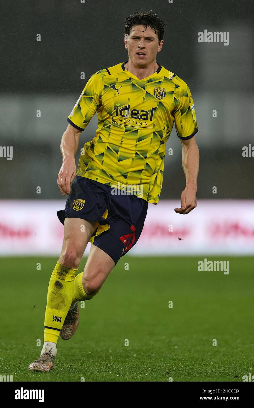 Derby, Royaume-Uni.27th décembre 2021.Adam atteint le n° 20 de West Bromwich Albion à Derby, Royaume-Uni, le 12/27/2021.(Photo de James HolyOak/News Images/Sipa USA) crédit: SIPA USA/Alay Live News Banque D'Images