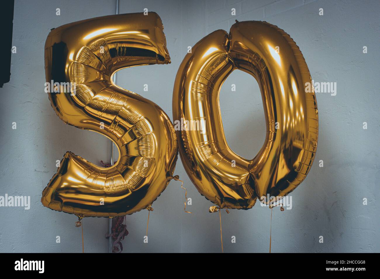 Gros plan de 50th ballons d'anniversaire Banque D'Images