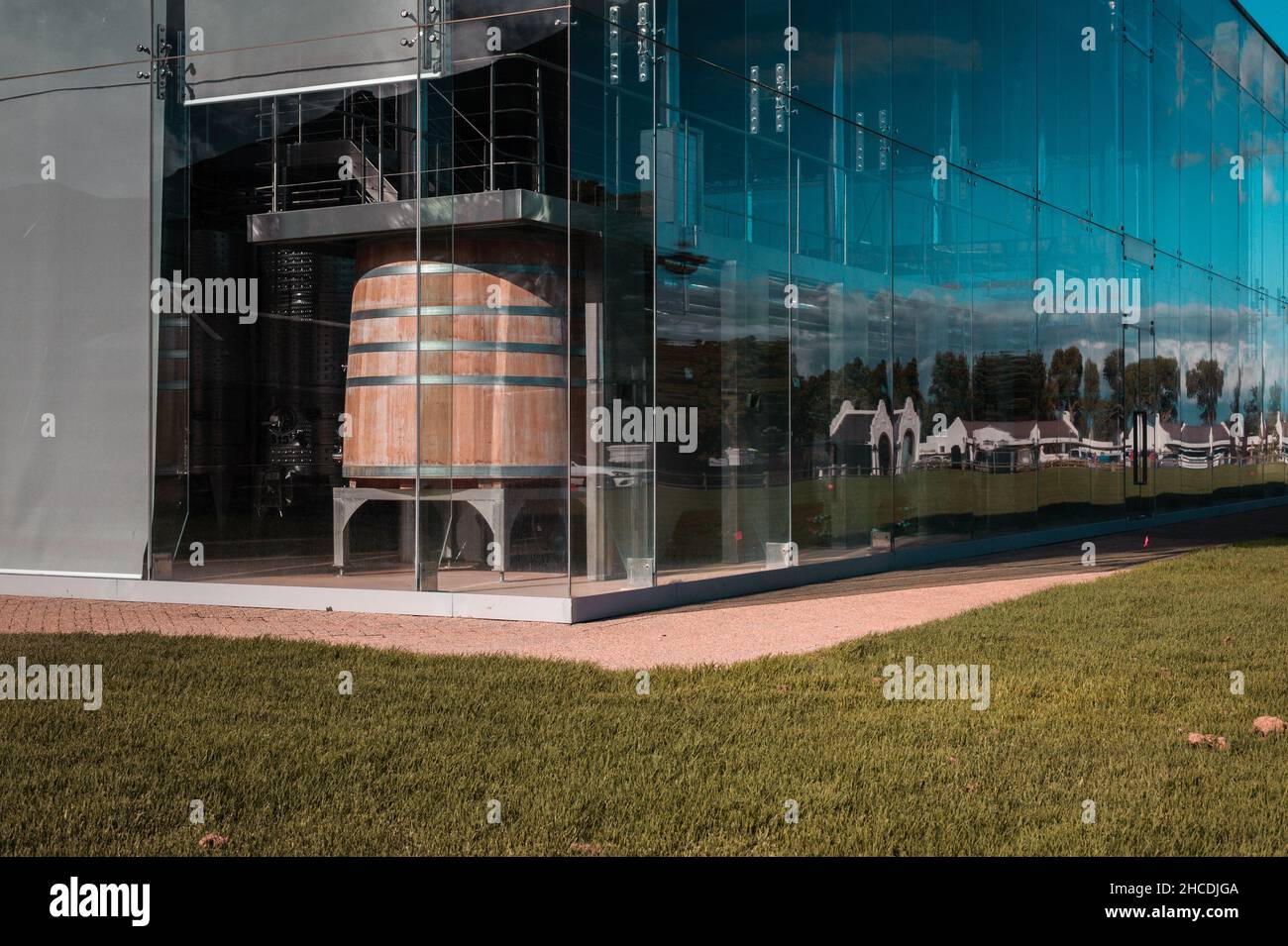 Le domaine viticole d'Uikyk, près du Cap, fait partie des domaines viticoles qui contribuent à la réputation de l'Afrique du Sud en matière de production de vins du Nouveau monde de classe mondiale Banque D'Images