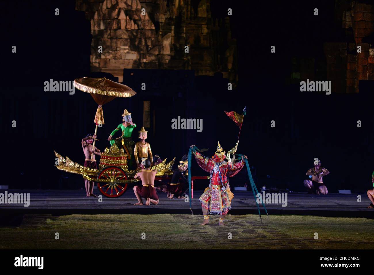 Nakhon Ratchasima, Thaïlande – 22,2021 décembre : le festival de Phimai 2021 aura lieu du 22th au 26th décembre 2021 au parc historique de Phimai, Banque D'Images