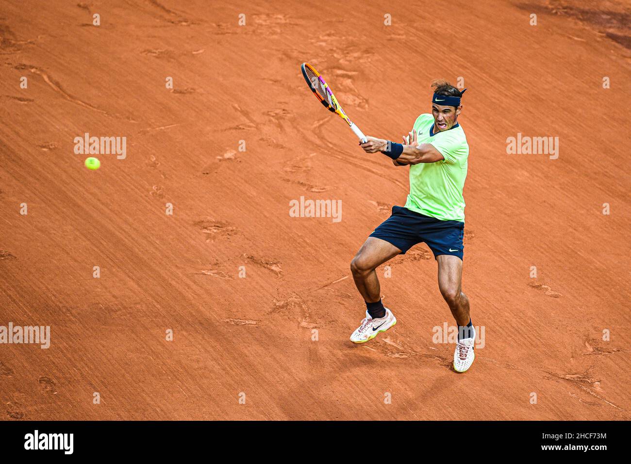 Rafael Nadal lors de la demi-finale du tournoi de tennis Roland-Garros 2021, Grand Chelem, le 11 juin 2021. Banque D'Images