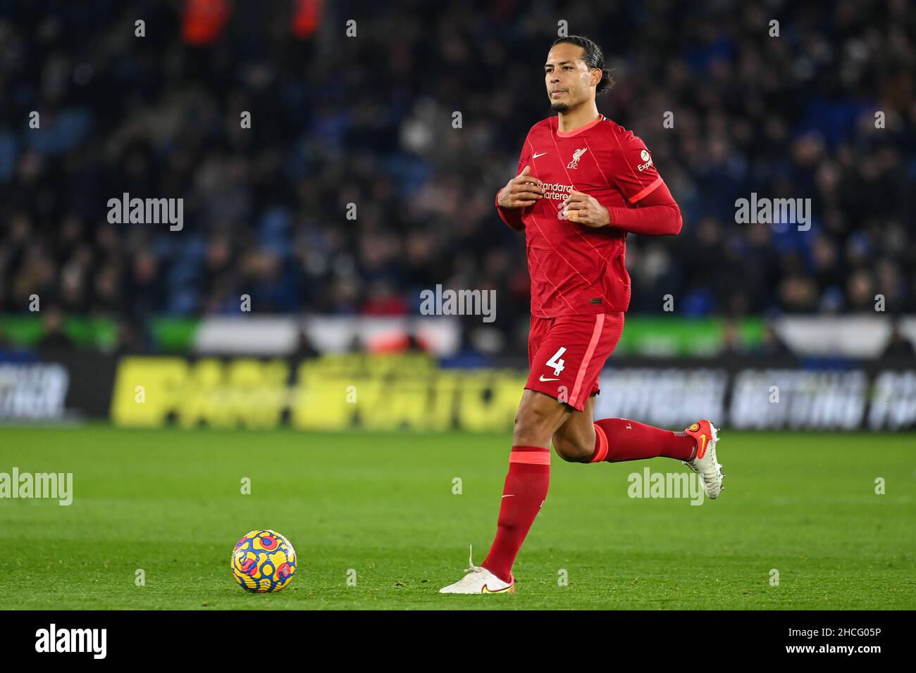 Virgile van Dijk #4 de Liverpool pendant le match à, le 12/28/2021.(Photo de Craig Thomas/News Images/Sipa USA) crédit: SIPA USA/Alay Live News Banque D'Images