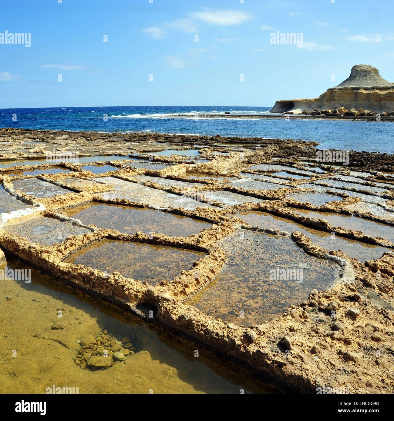 Belle vue sur les casseroles de sel, Marsalforn, Gozo, Malte Banque D'Images