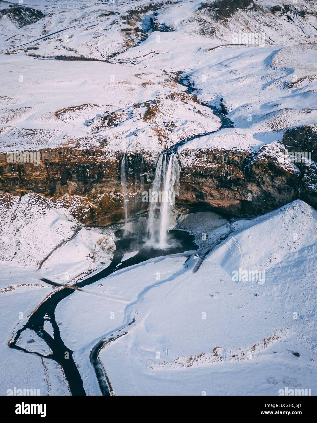 Seljalandsfoss Waterfall Islande un beau point d'intérêt vue aérienne Banque D'Images