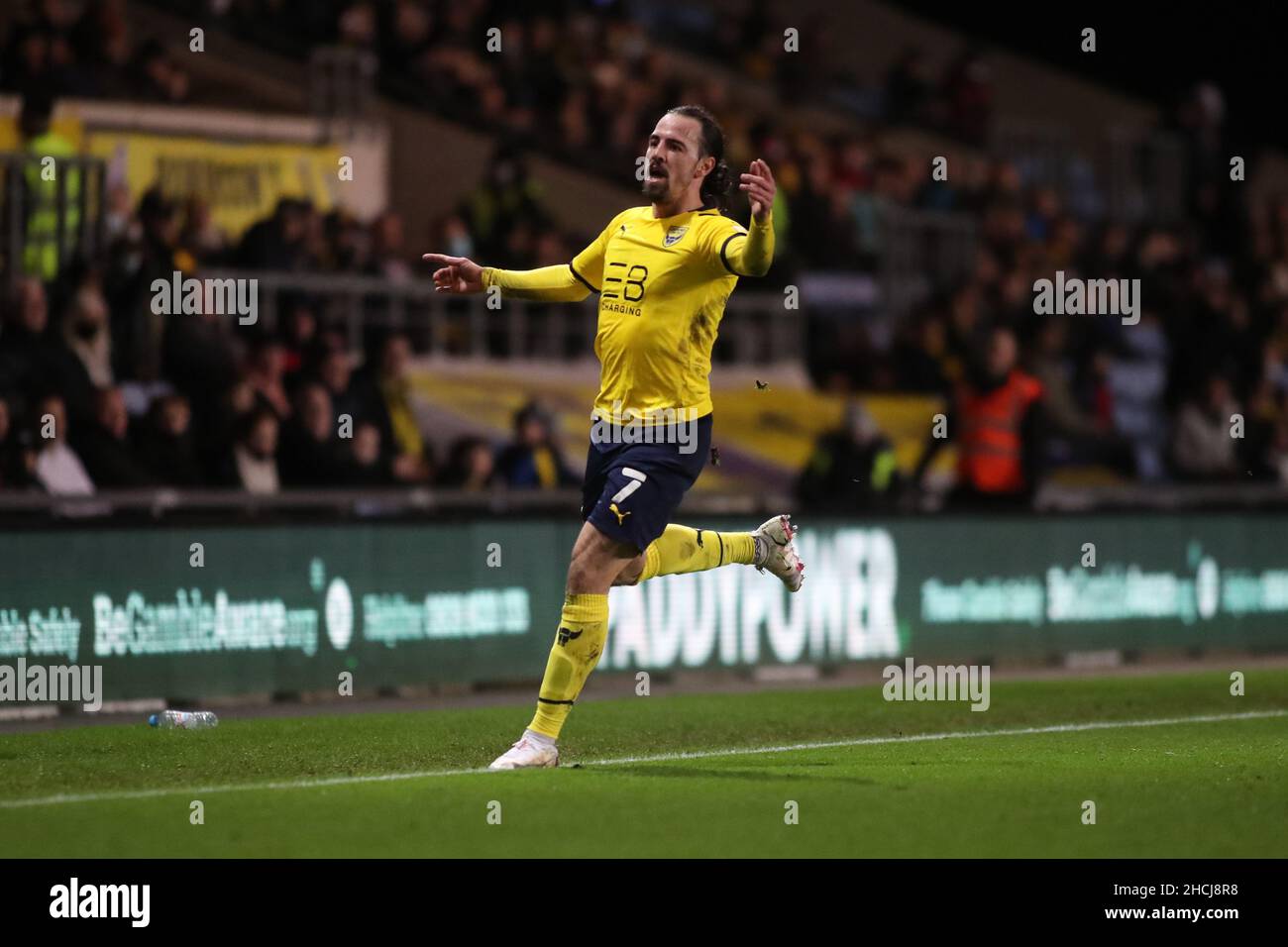 OXFORD, ROYAUME-UNI.DÉC 29th Ryan Williams, d'Oxford United, réagit lors du match Sky Bet League 1 entre Oxford United et AFC Wimbledon au Kassam Stadium, à Oxford, le mercredi 29th décembre 2021.(Crédit : Kieran Riley | INFORMATIONS MI) crédit : INFORMATIONS MI et sport /Actualités Alay Live Banque D'Images