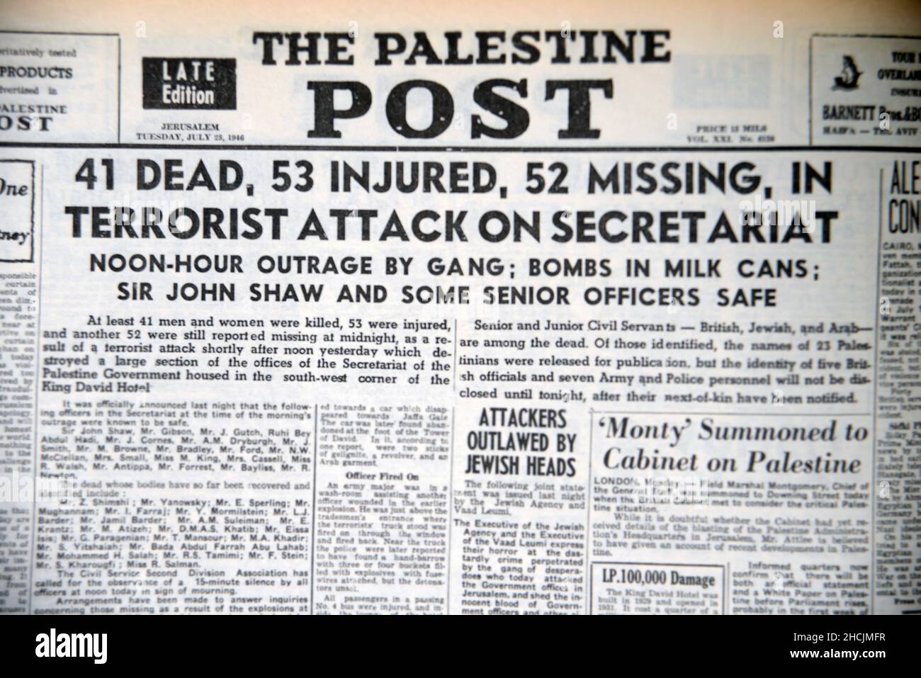 Titre du journal israélien présentant un événement historique - attaque terroriste sur l'hôtel King David, 1946 Banque D'Images