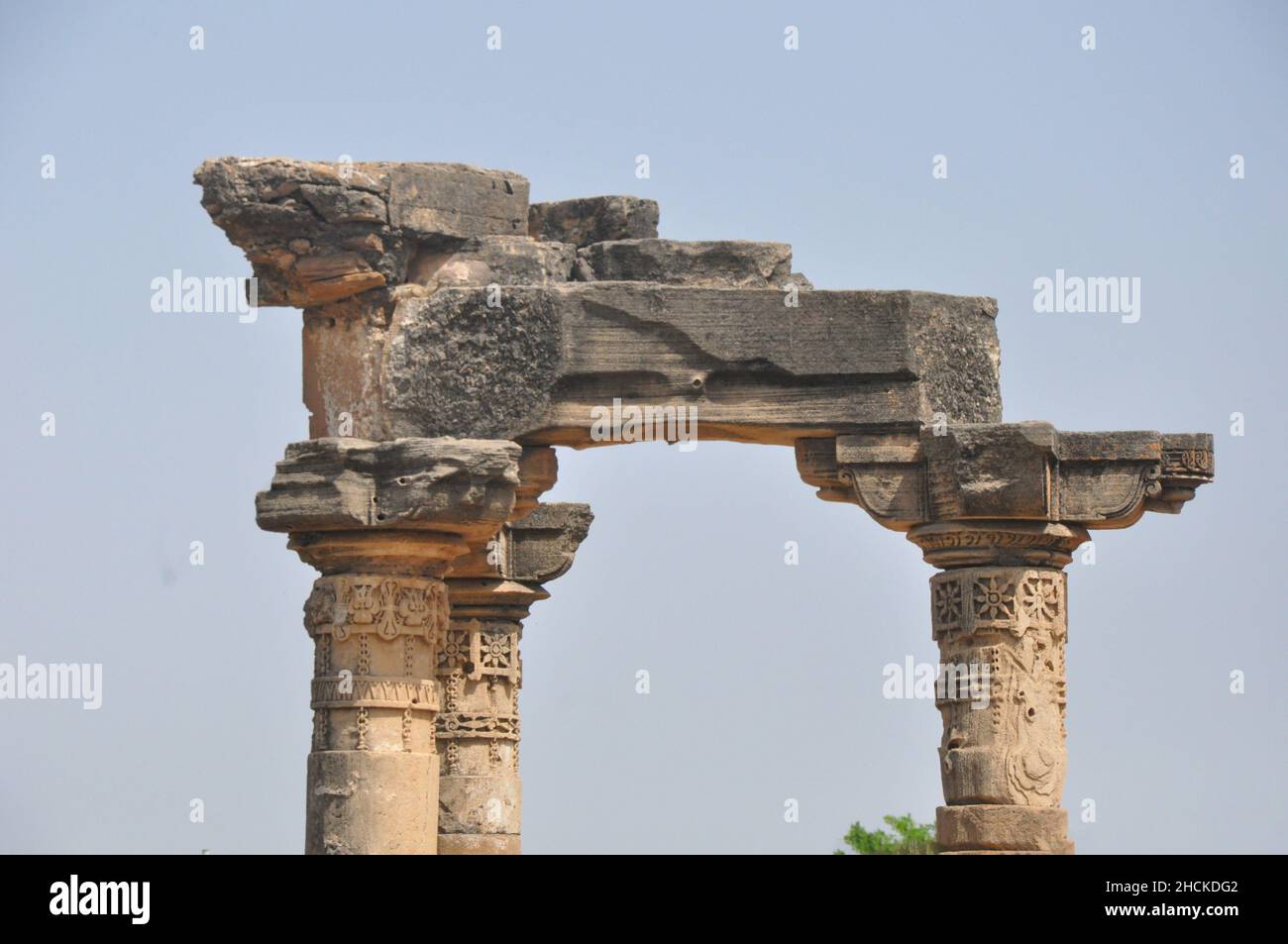 Sculptures indiennes anciennes et motifs en Inde.Œuvres d'art dans les temples de 10th siècles les gens historiques, la vie ancienne. Banque D'Images