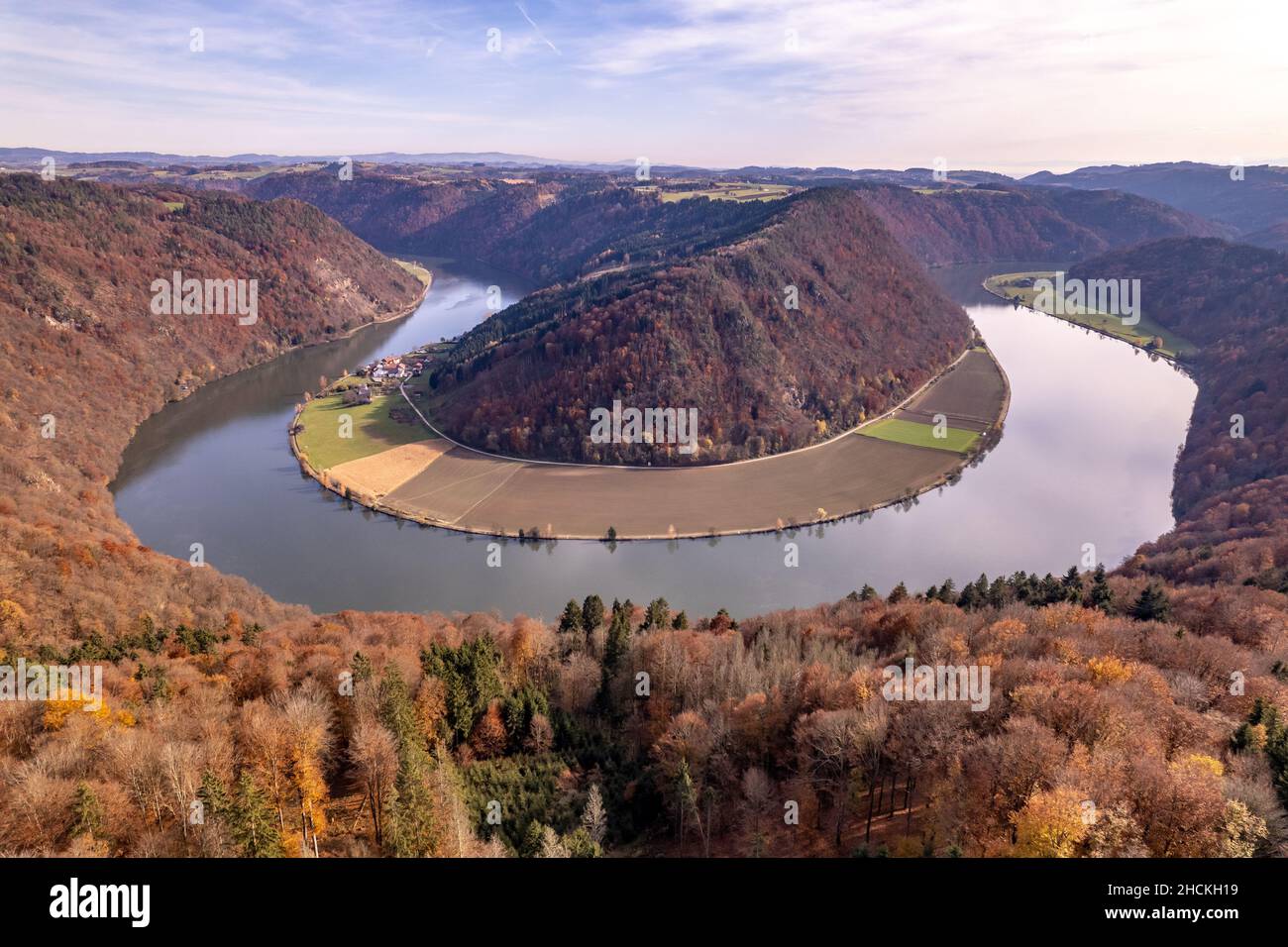 La boucle de Schlogen A Meandering Bend dans le Danube Banque D'Images