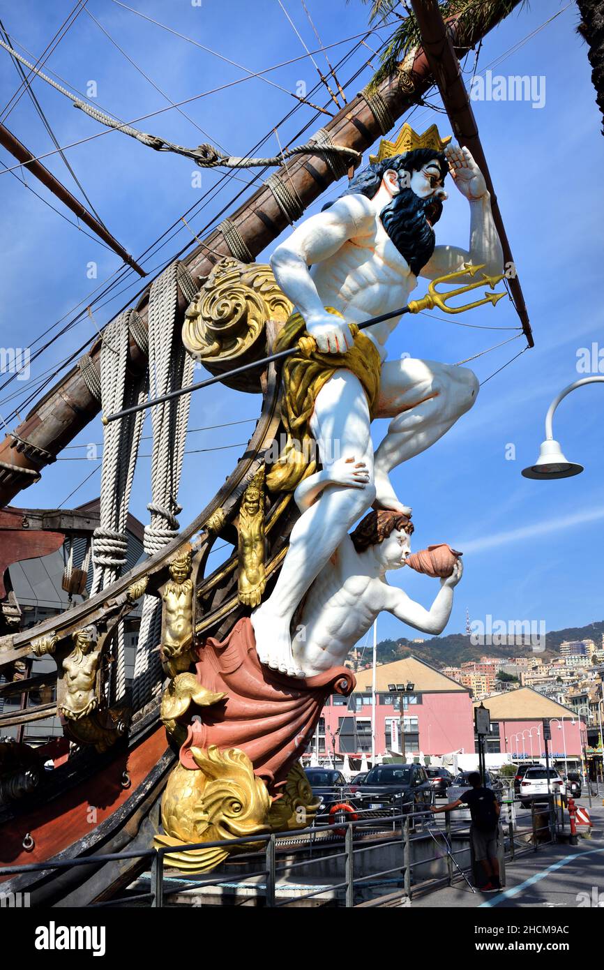 Navire de la ligne galléon marin appelé Neptune amarré dans l'ancien port de Genova.Roman Polanski film Pirate, Gênes, Italie, italien, Banque D'Images