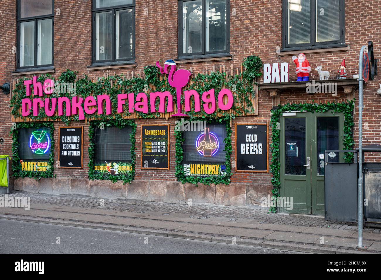 L'entrée du bar Flamingo à Copenhague, Danemark Banque D'Images