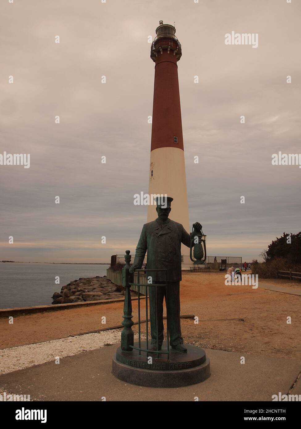 Barnegat Light House sur le point d'entrée de la baie de Barnegat dans le New Jersey.Construit en 1859, il a été rénové et repassé en janvier 2009. Banque D'Images