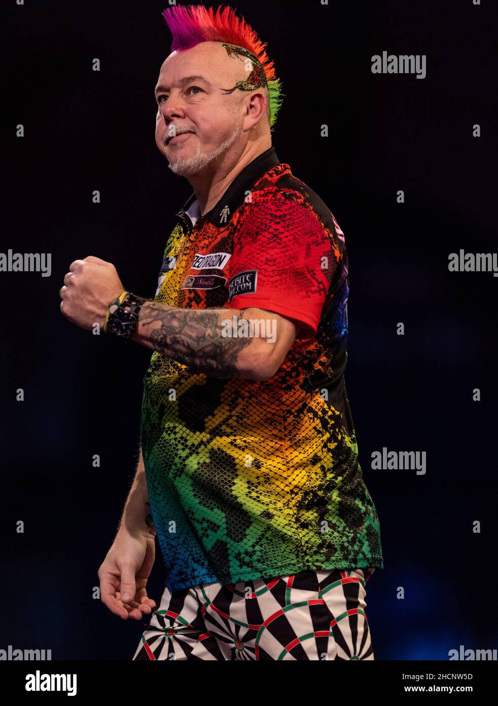 Peter Wright réagit au treize jour du William Hill World Darts Championship à Alexandra Palace, Londres.Date de la photo: Jeudi 30 décembre 2021. Banque D'Images