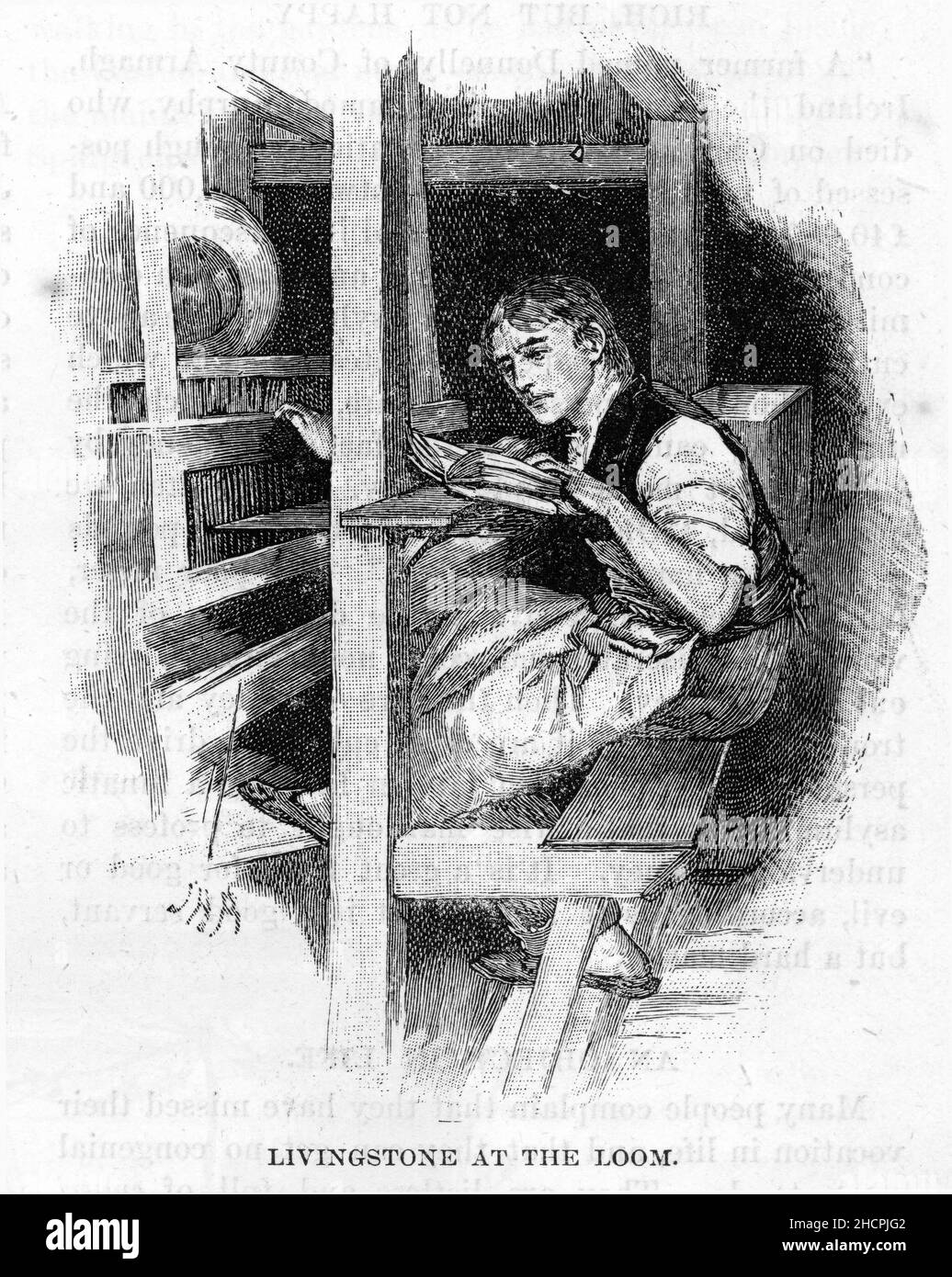 Gravure du futur missionnaire David Livingstone lisant sa Bible tout en travaillant au métier à tisser Banque D'Images