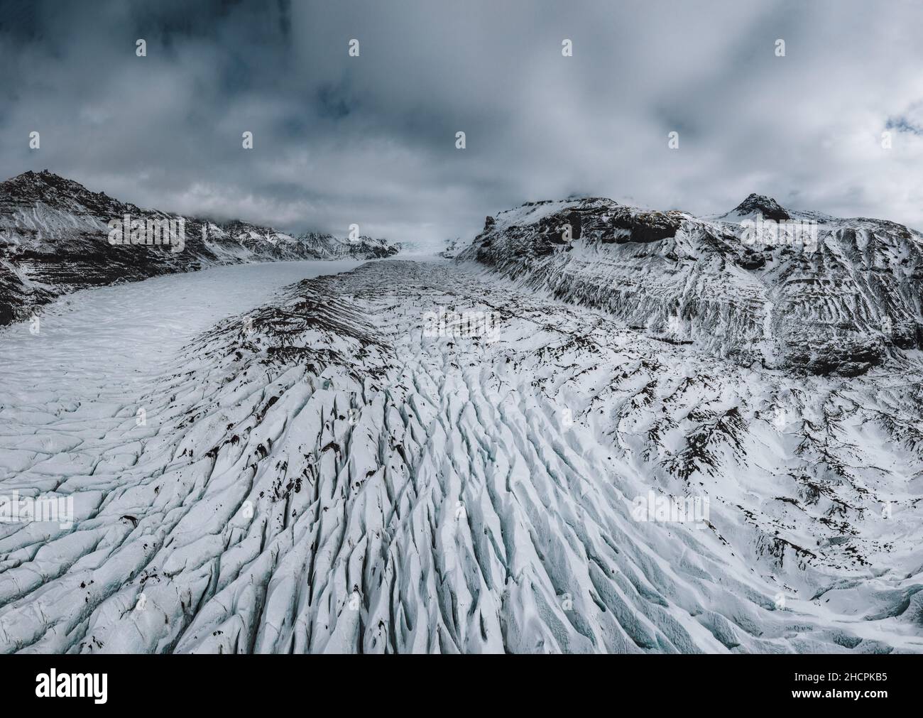 Vue de dessus du glacier islande svinafellsjoekull, glace de fusion, changement climatique et concept de réchauffement planétaire Banque D'Images