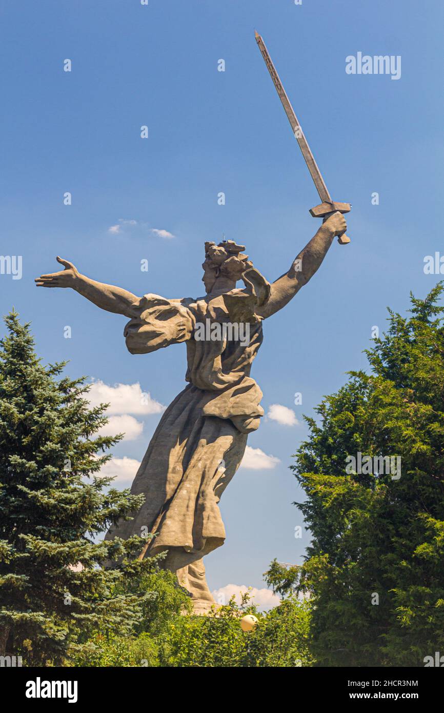 La sculpture Motherland appelle sur la colline Mamayev à Volgograd, Russie Banque D'Images La sculpture Motherland appelle sur la colline Mamayev à Volgograd, Russie Banque D'Images