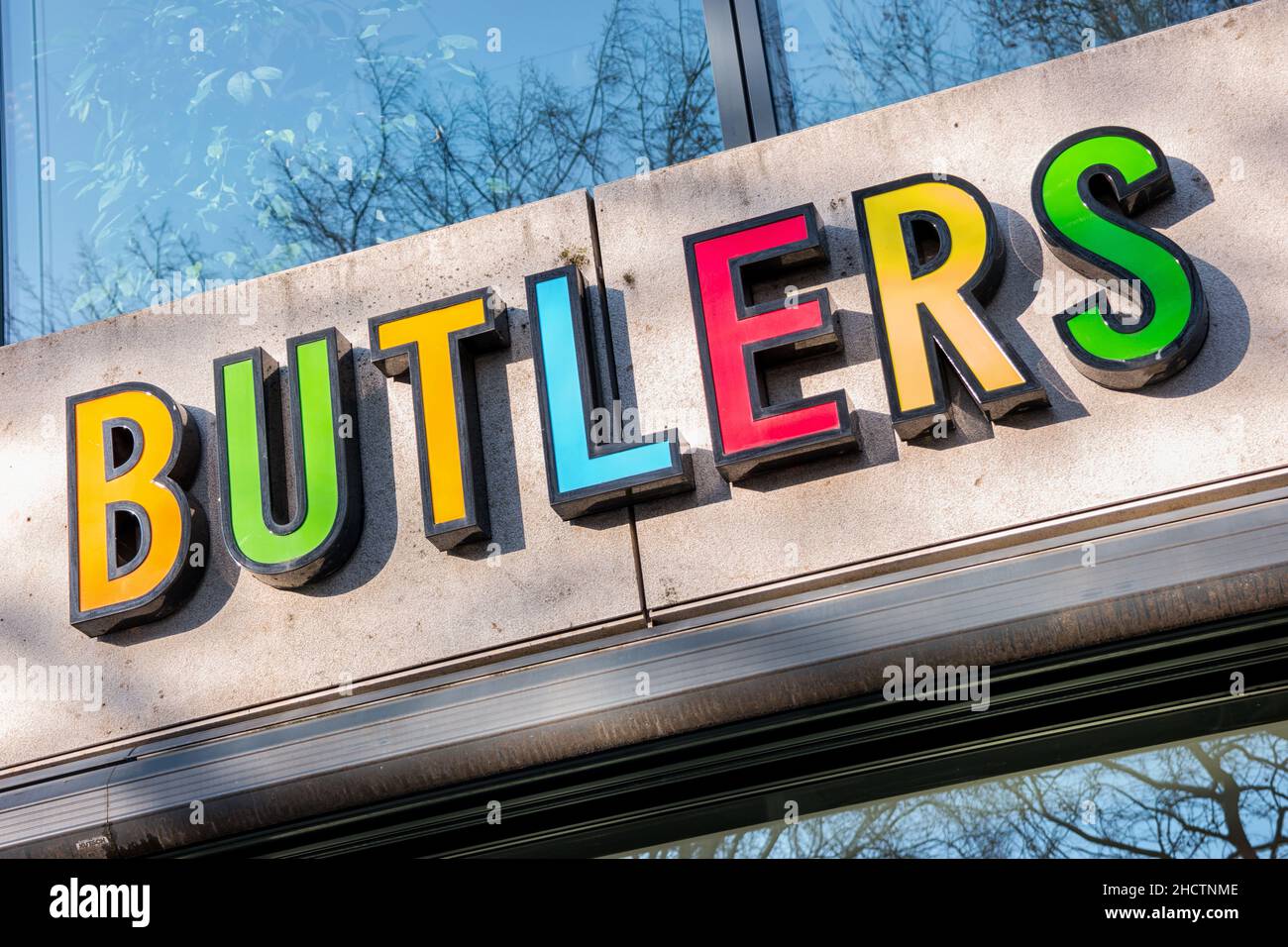 Le logo de la marque « Butlers », Butlers est un magasin d'accessoires pour  la maison à Aix-la-Chapelle, en Allemagne Photo Stock - Alamy