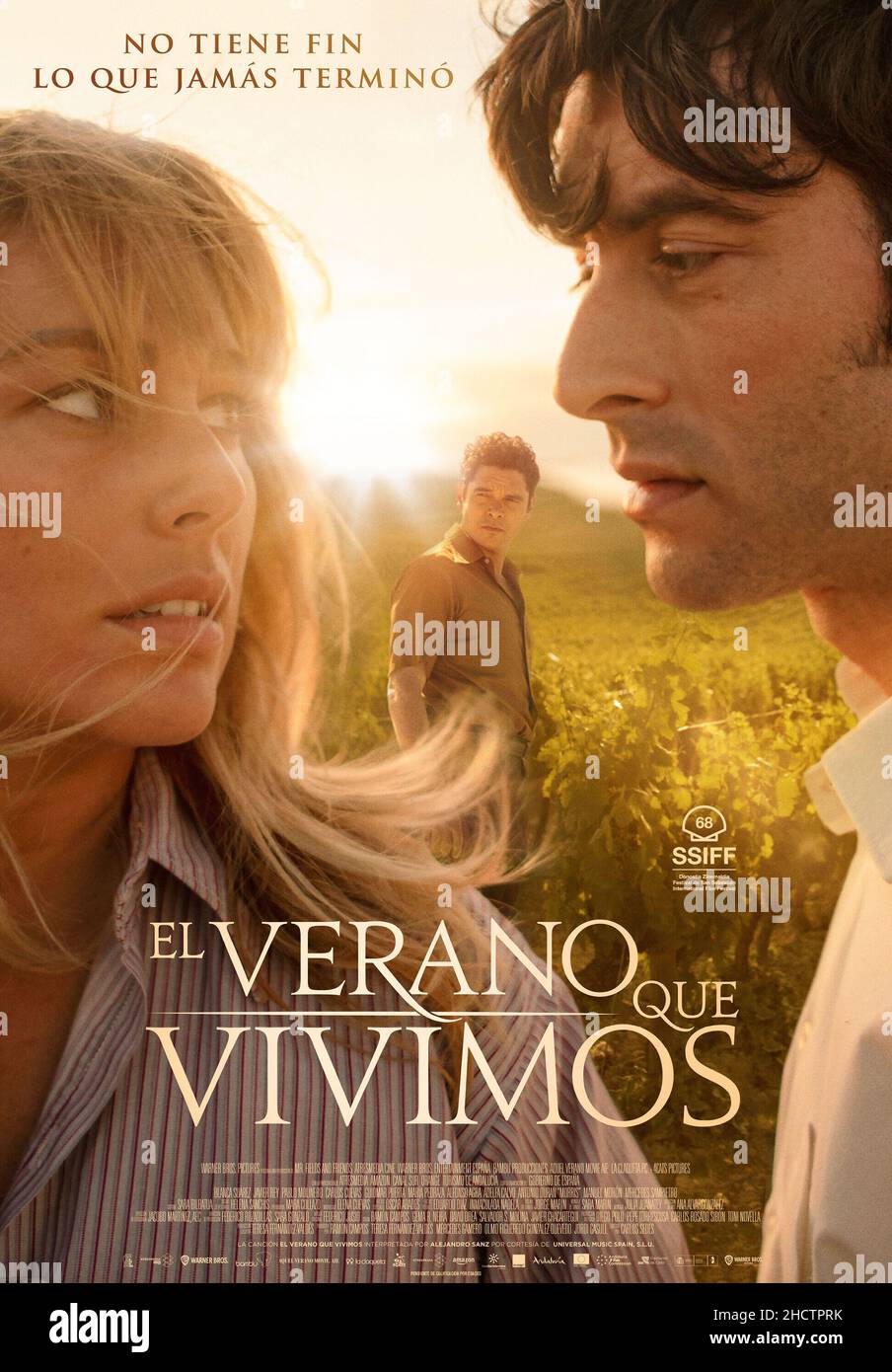 BLANCA SUAREZ et JAVIER REY dans EL VERANO que VIVIMIMOS (2020), réalisé par CARLOS SEDES. CREDIT: 4 CATS PHOTOS/ATRESMEDIA CINE/BAMBU PRPDUCCIONES/CLAQUETA, / ALBUM Banque D'Images