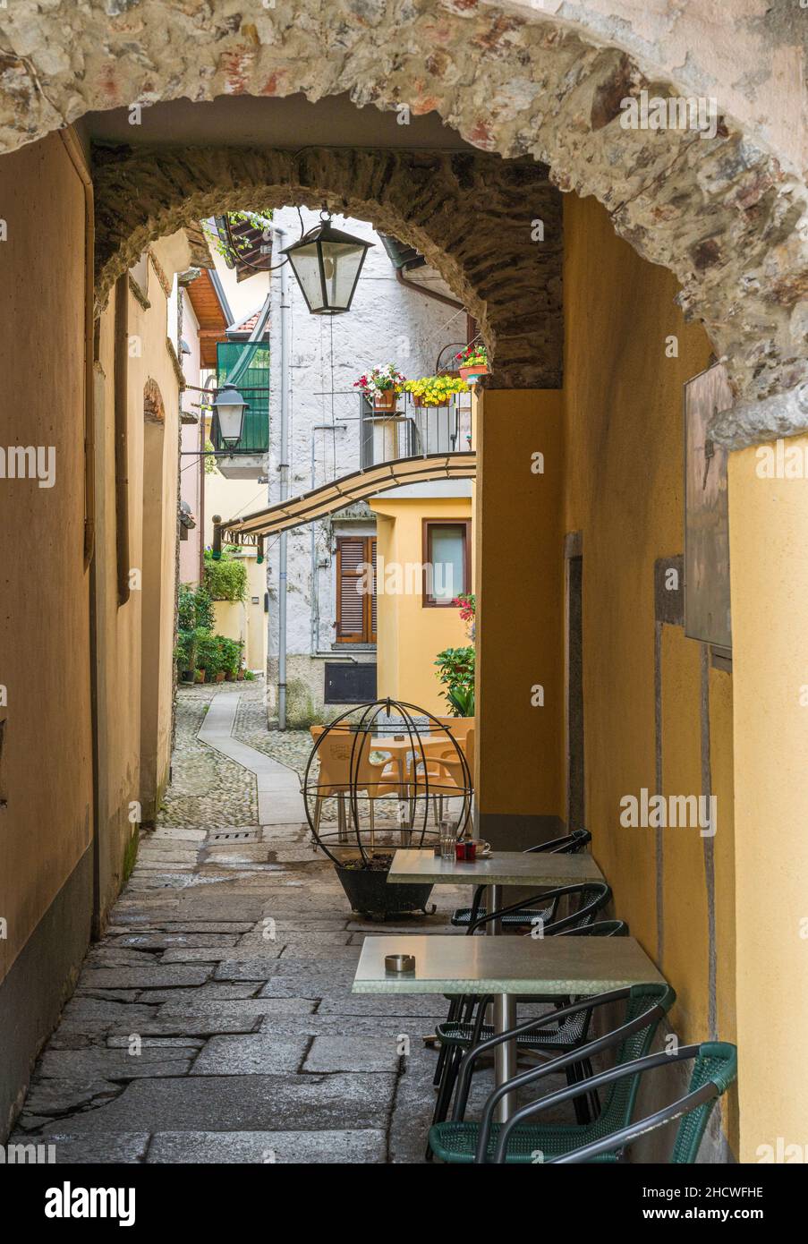 Le beau village de Mergozzo, Piémont, nord de l'Italie. Banque D'Images
