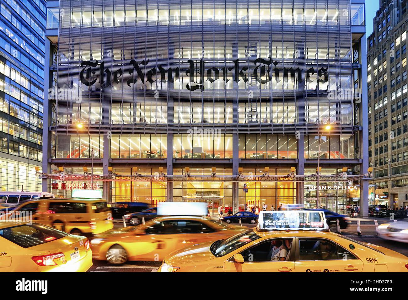 Le journal quotidien du New York Times gratte-ciel dans Midtown Manhattan à New York.New York, États-Unis Banque D'Images