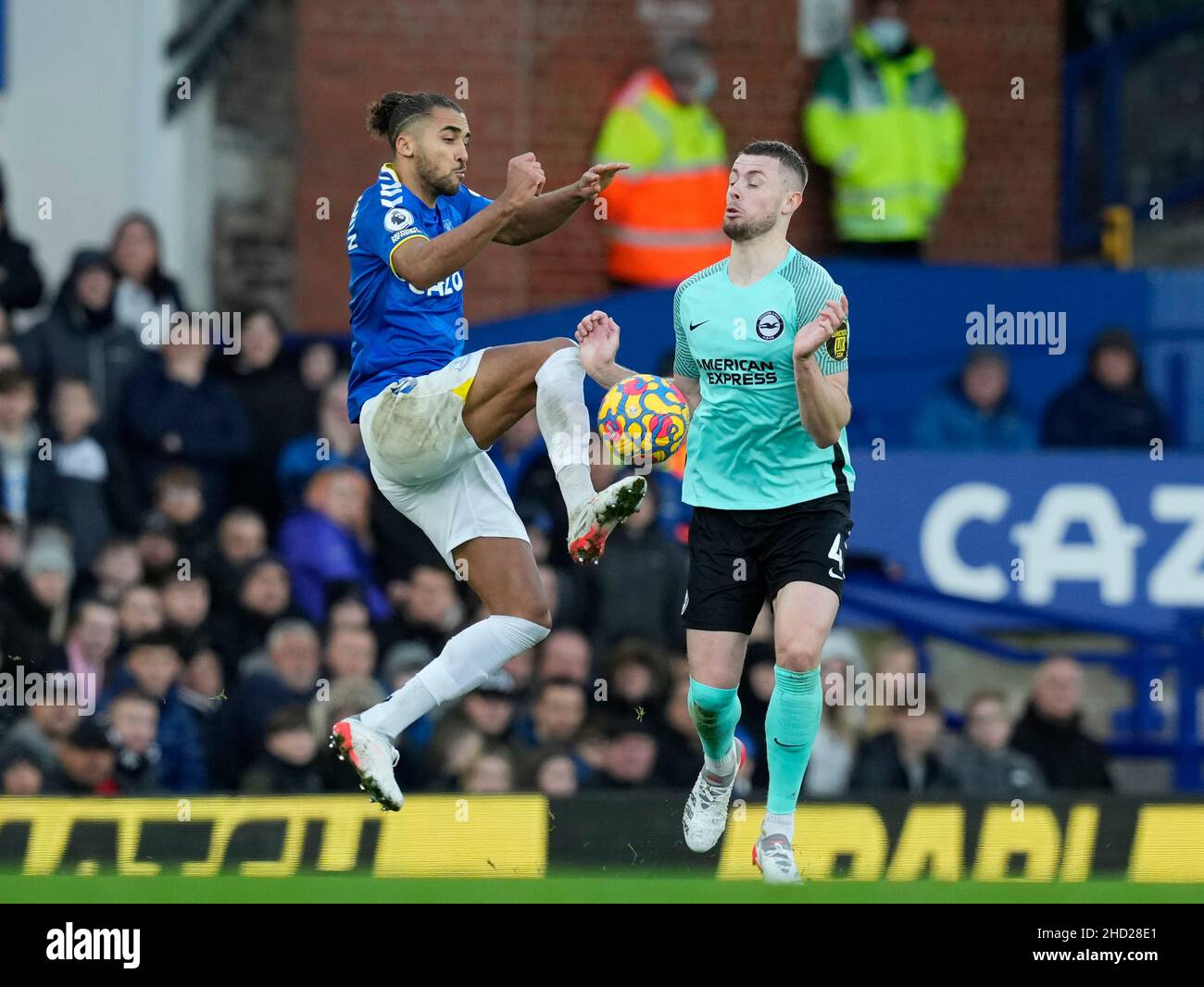 Liverpool, Royaume-Uni.2nd janvier 2022.Dominic Calvert Lewin, d'Everton, a été attaqué par Adam Webster, de Brighton, lors du match de la Premier League à Goodison Park, à Liverpool.Crédit photo à lire: Andrew Yates/Sportimage crédit: Sportimage/Alamy Live News crédit: Sportimage/Alamy Live News Banque D'Images