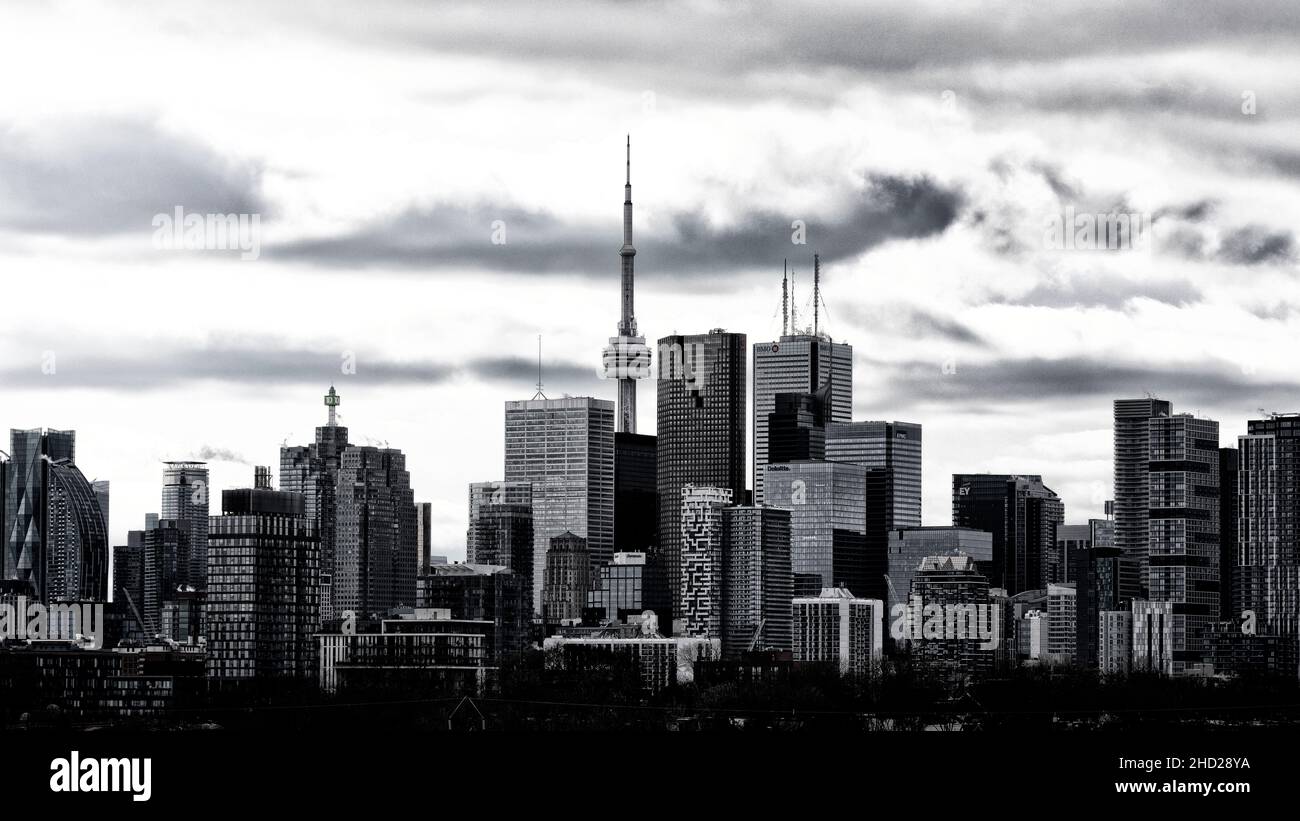 Toronto Skyline en noir et blanc du parc Riverdale 2021.Toronto Ontario Canada Banque D'Images